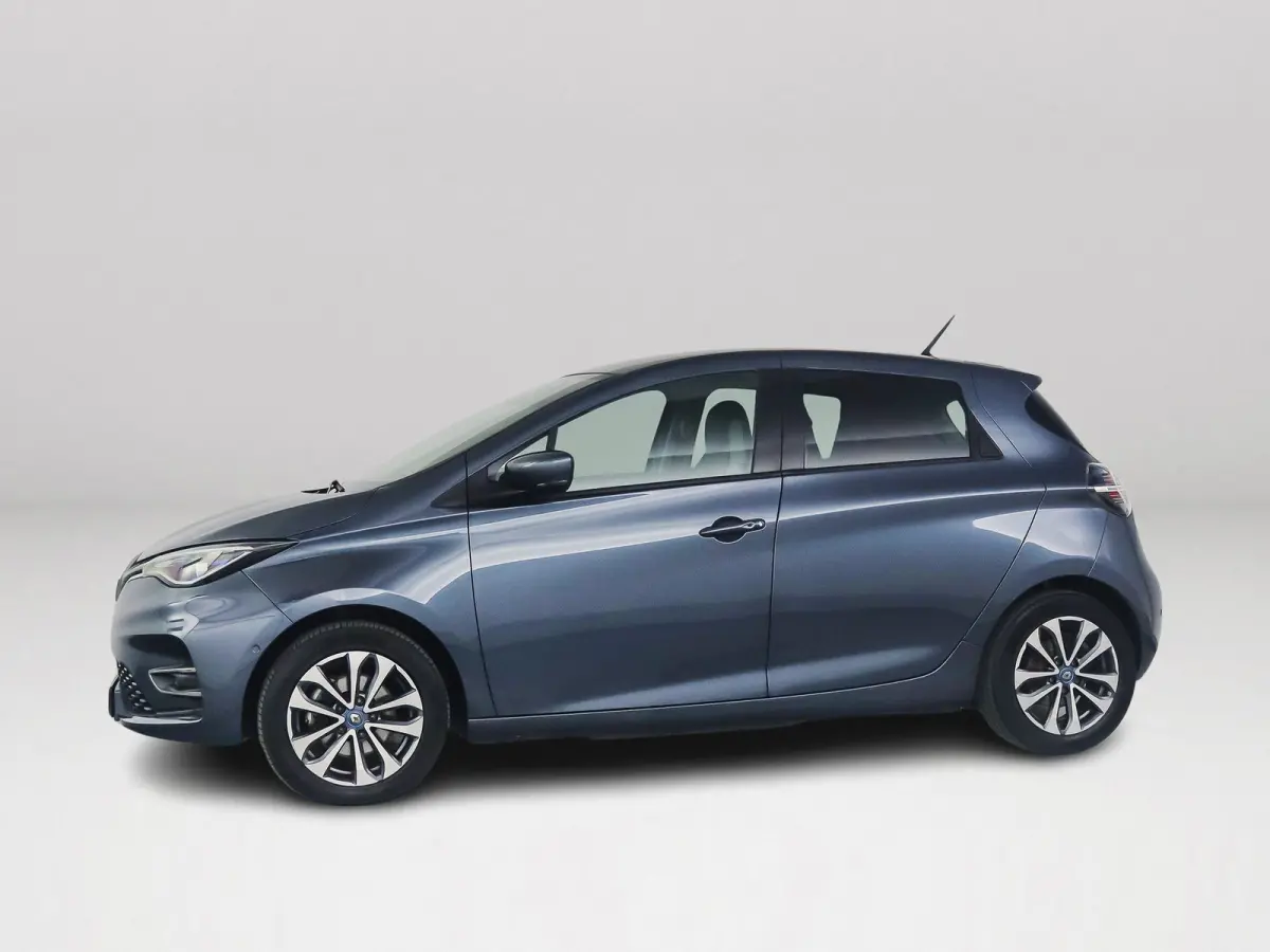 R135 Edition One 52 kWh | Parkeercamera | Airco | Cruise control | BLIS | Stoelverwarming