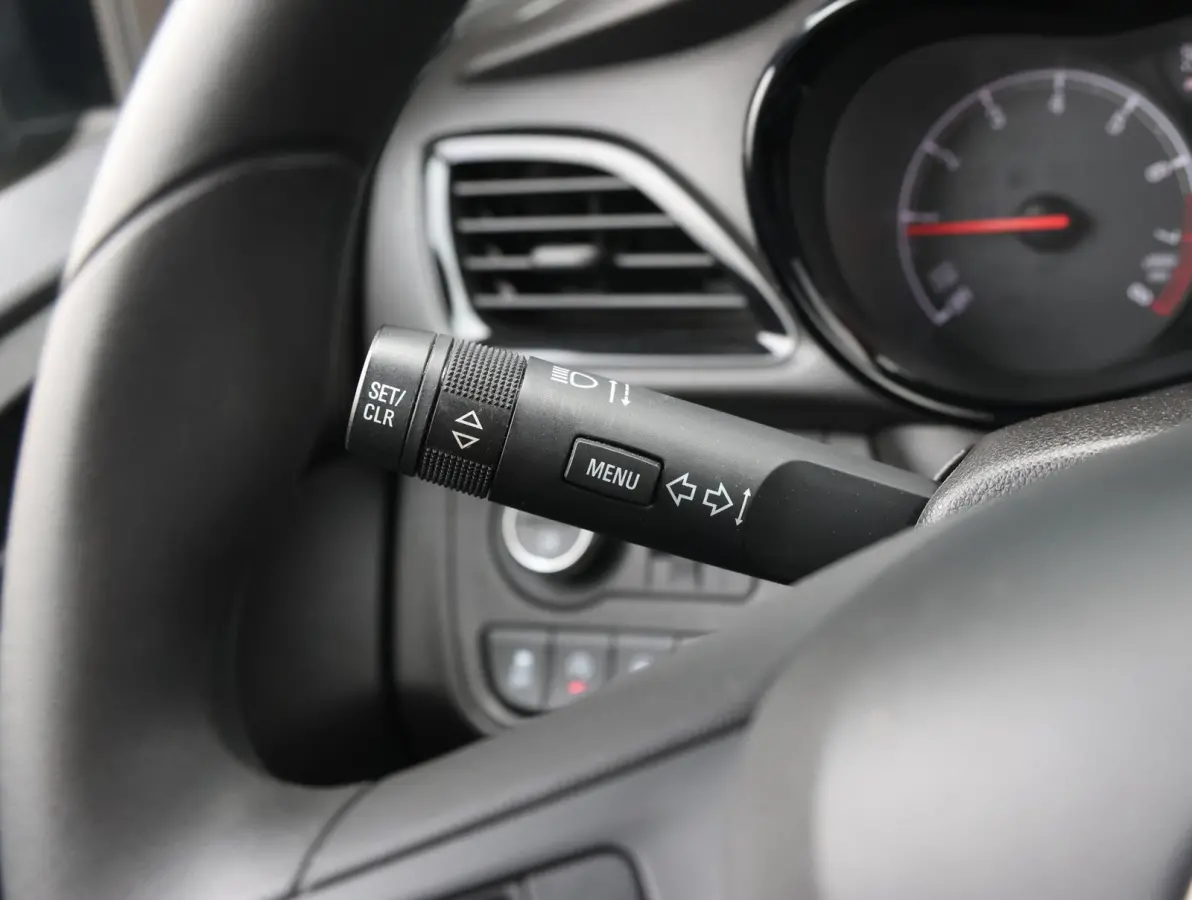 1.0 ecoFLEX Edition 1ste eigenaar | Cruise Control | Airco | Parkeersensoren Achter | Bluetooth | 15" LMV