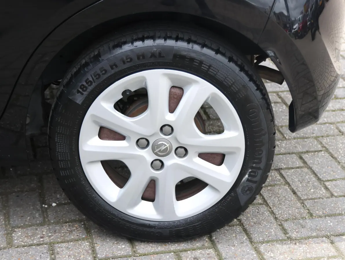 1.0 ecoFLEX Edition 1ste eigenaar | Cruise Control | Airco | Parkeersensoren Achter | Bluetooth | 15" LMV