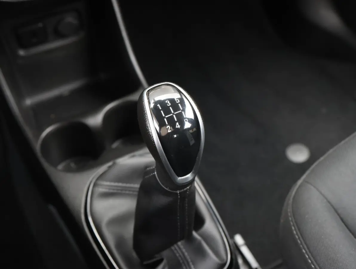 1.0 ecoFLEX Edition 1ste eigenaar | Cruise Control | Airco | Parkeersensoren Achter | Bluetooth | 15" LMV