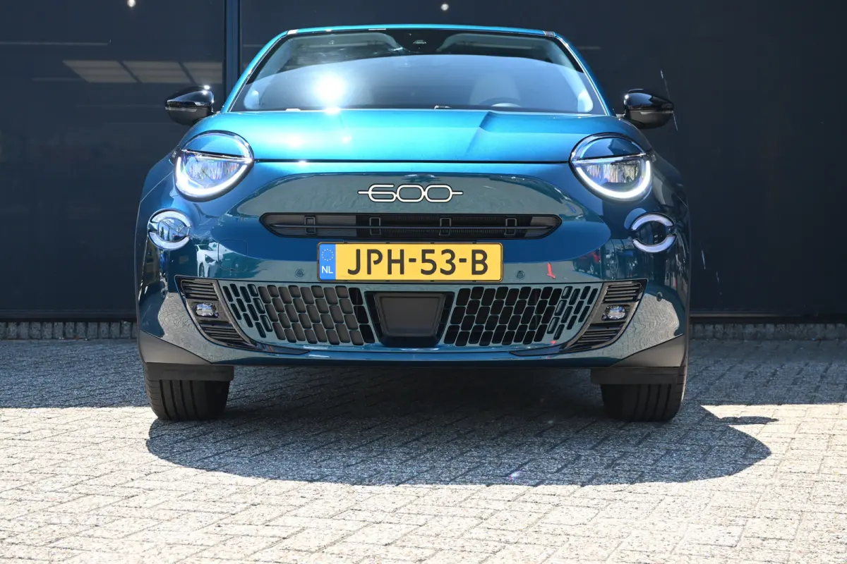 La Prima 54 kWh tot 8 Jaar Garantie! | Navigatie | Vol-Leder | Stoelverwarming | Elektr. Achterklep | Achteruitrijcamera | !!