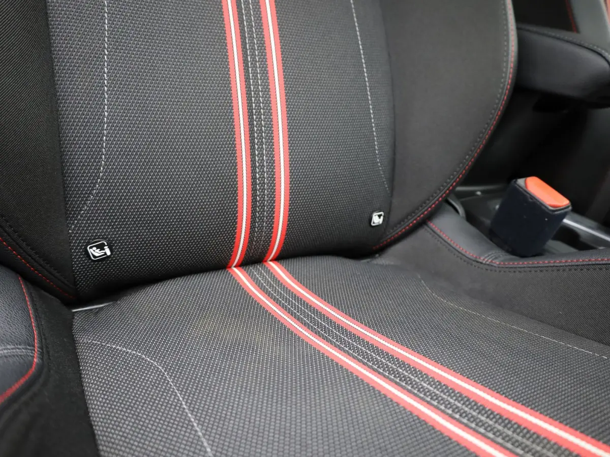 1.2 GS Line 130Pk Aut. | Camera | Stoel verwarming | Apple Carplay / Android Auto | Prijs Rijklaar!!