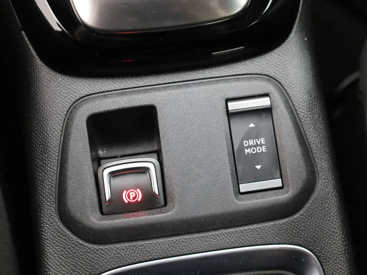1.2 GS Line 130Pk Aut. | Camera | Stoel verwarming | Apple Carplay / Android Auto | Prijs Rijklaar!!