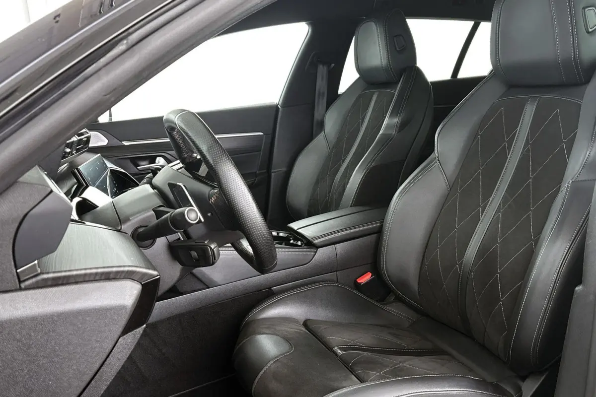 1.6 HYbrid GT FOCAL Stoelverwarming Keyless Dodehoek