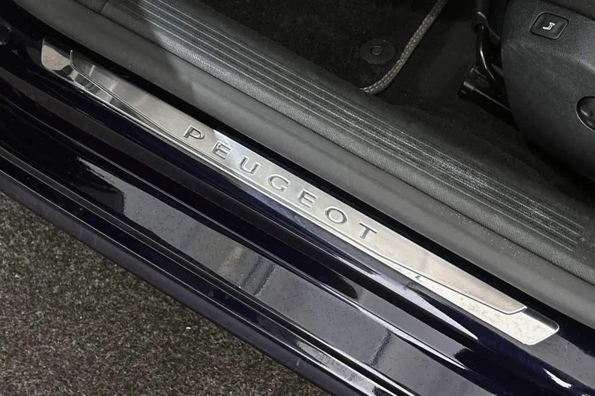 1.6 HYbrid GT FOCAL Stoelverwarming Keyless Dodehoek