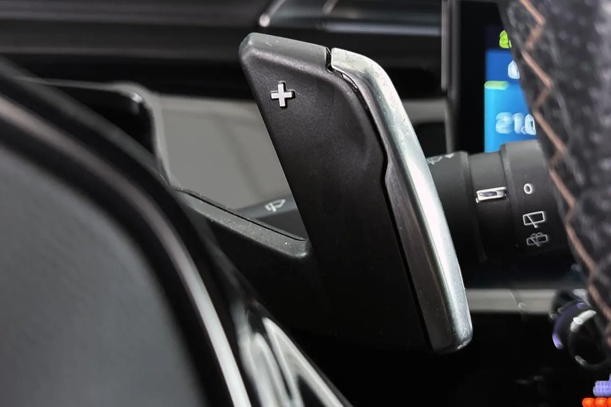 1.6 HYbrid GT FOCAL Stoelverwarming Keyless Dodehoek