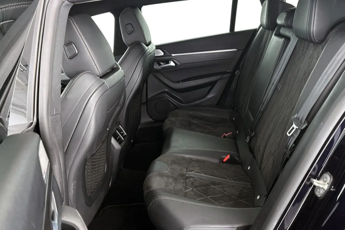 1.6 HYbrid GT FOCAL Stoelverwarming Keyless Dodehoek