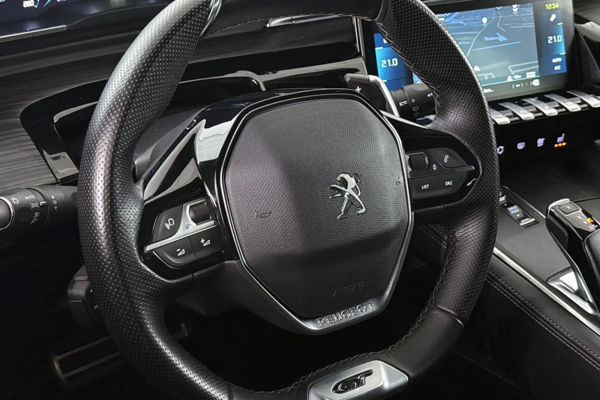 1.6 HYbrid GT FOCAL Stoelverwarming Keyless Dodehoek