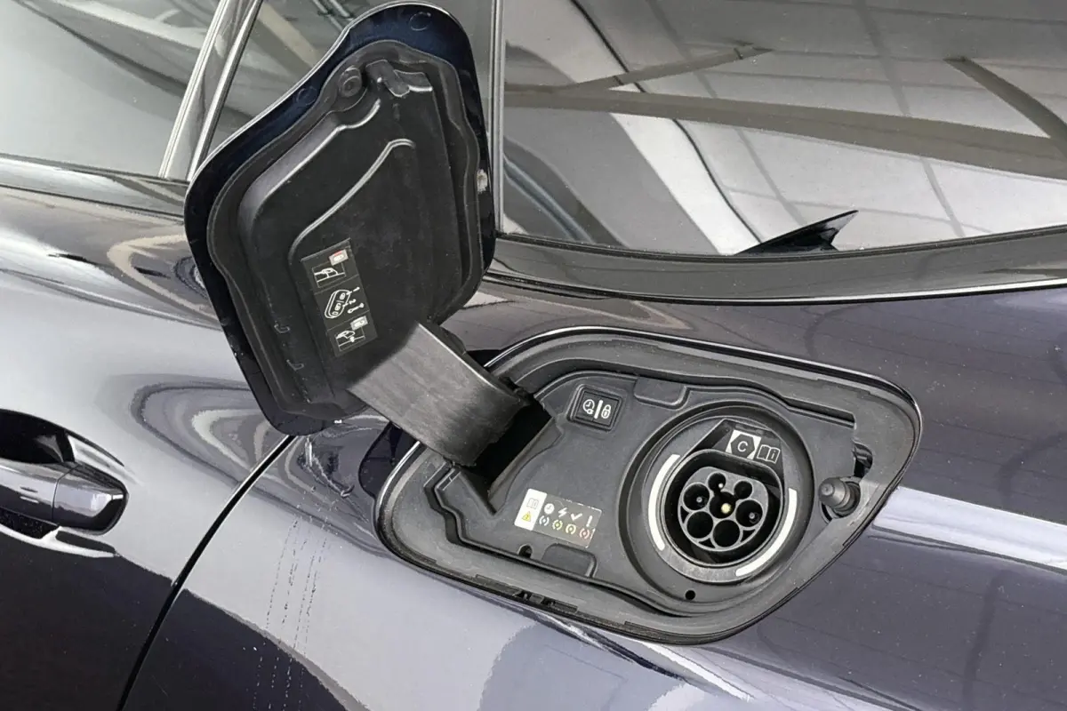 1.6 HYbrid GT FOCAL Stoelverwarming Keyless Dodehoek