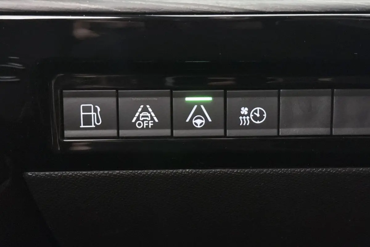 1.6 HYbrid GT FOCAL Stoelverwarming Keyless Dodehoek