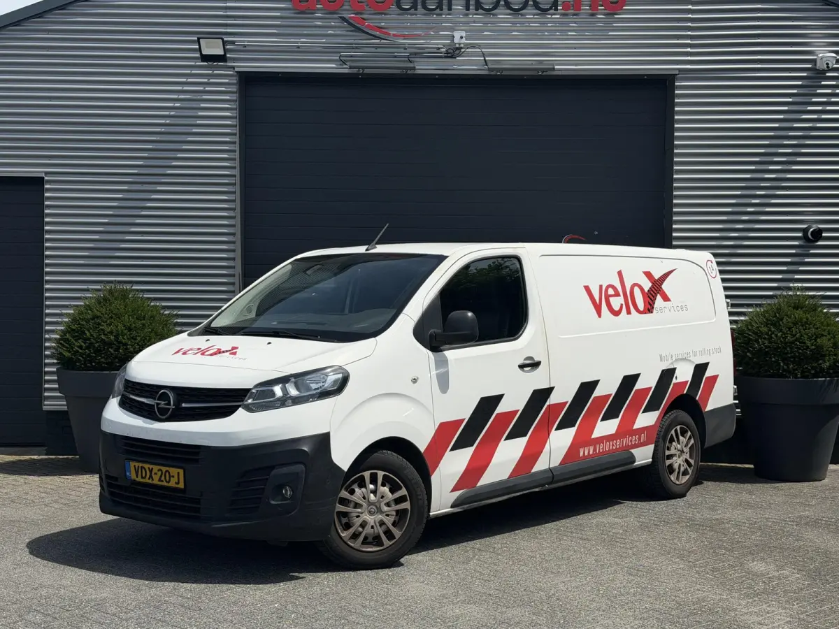 2.0 CDTI L2H1 Edition Navigatie | Camera | DAB | Lederen Bekleding |