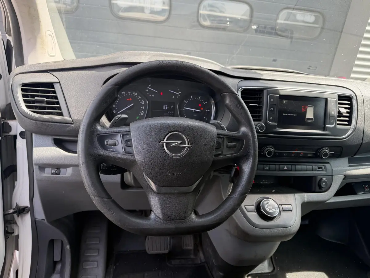 2.0 CDTI L2H1 Edition Navigatie | Camera | DAB | Lederen Bekleding |