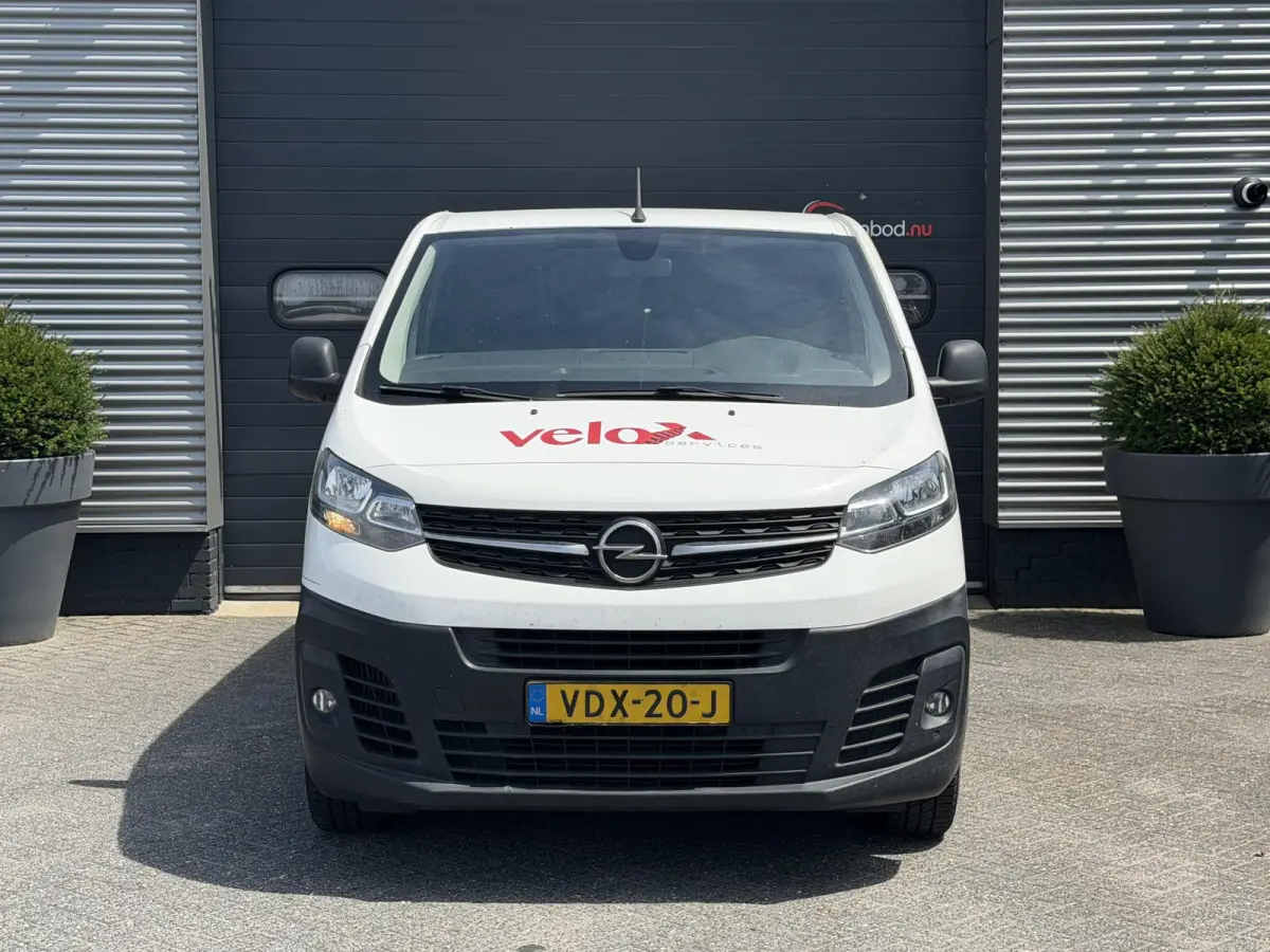 2.0 CDTI L2H1 Edition Navigatie | Camera | DAB | Lederen Bekleding |