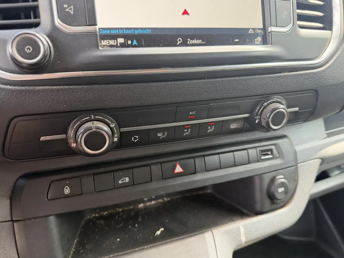 2.0 CDTI L2H1 Edition Navigatie | Camera | DAB | Lederen Bekleding |