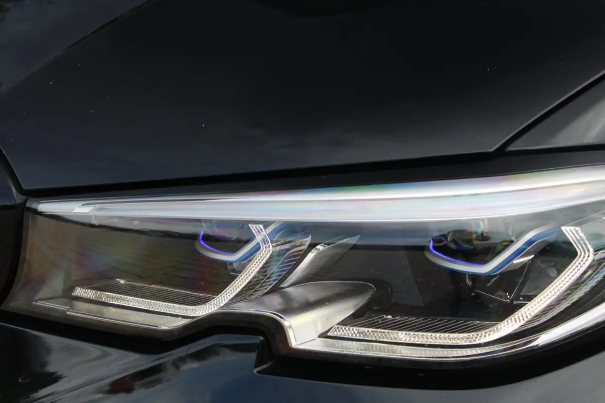 330e M-Sport Shadow | Pano | Laser | Memory | HUD | 360 | ACC