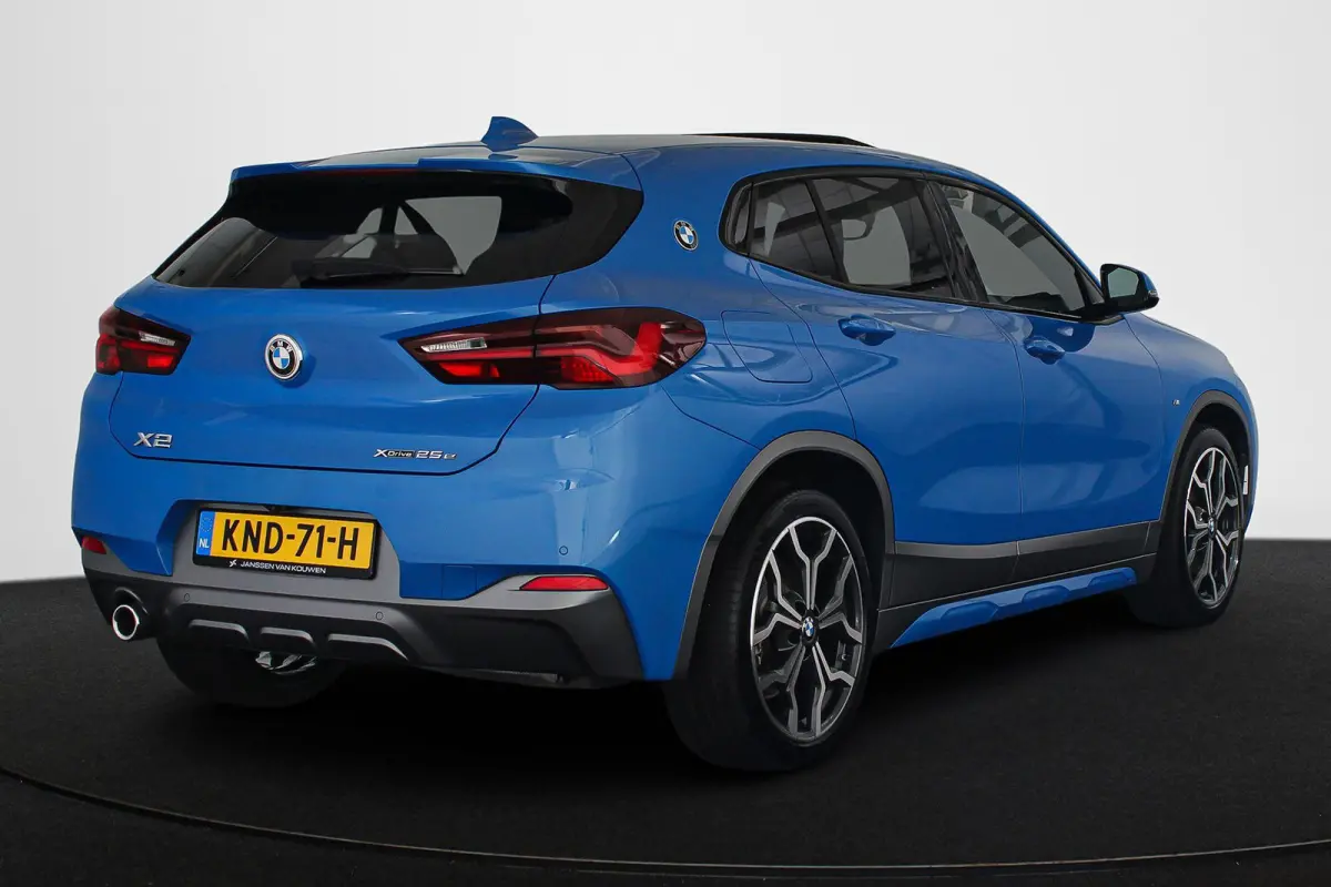 xDrive25e M Sport Panoramadak Harman Kardon Memory Head-Up