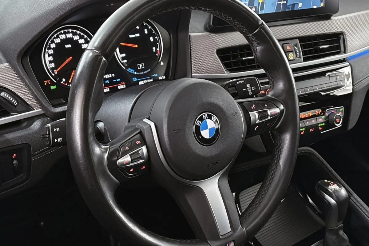 xDrive25e M Sport Panoramadak Harman Kardon Memory Head-Up