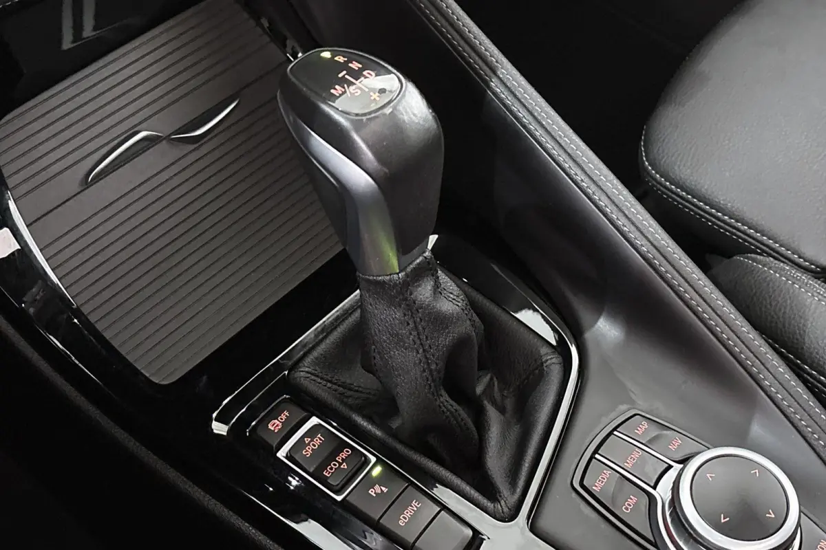 xDrive25e M Sport Panoramadak Harman Kardon Memory Head-Up