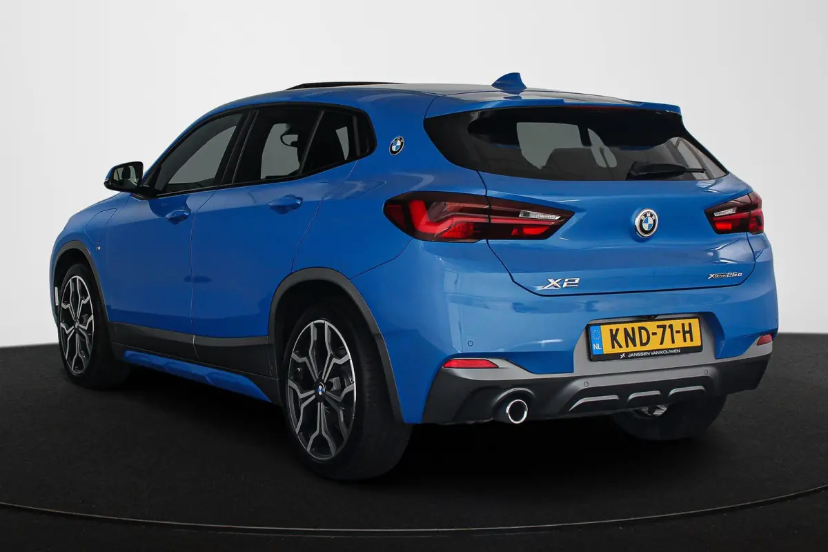xDrive25e M Sport Panoramadak Harman Kardon Memory Head-Up