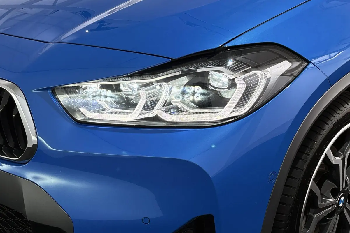 xDrive25e M Sport Panoramadak Harman Kardon Memory Head-Up