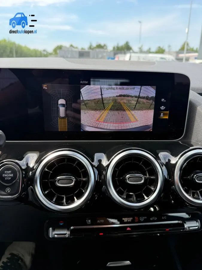180 Business Solution Plus CarPlay | Camera | groot NAVI