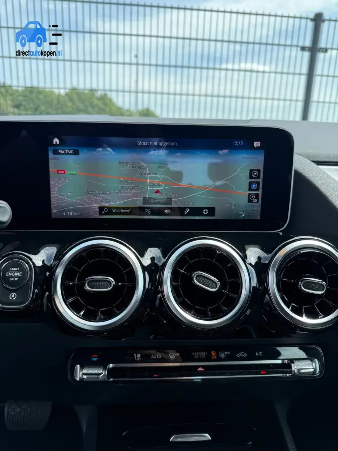 180 Business Solution Plus CarPlay | Camera | groot NAVI