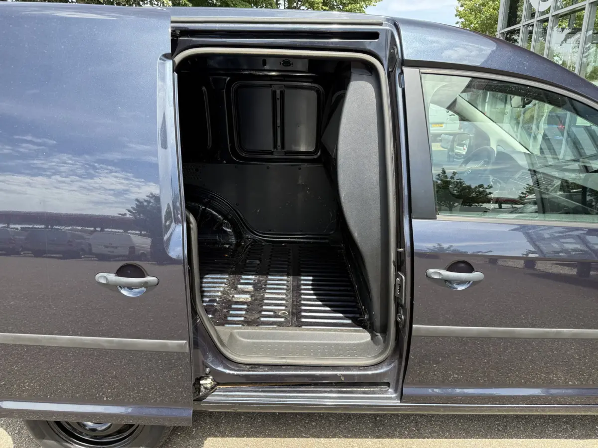 2.0 TDI L1H1 | NL-auto | Trekhaak | Carplay | Navi | Cruisec. | Airco