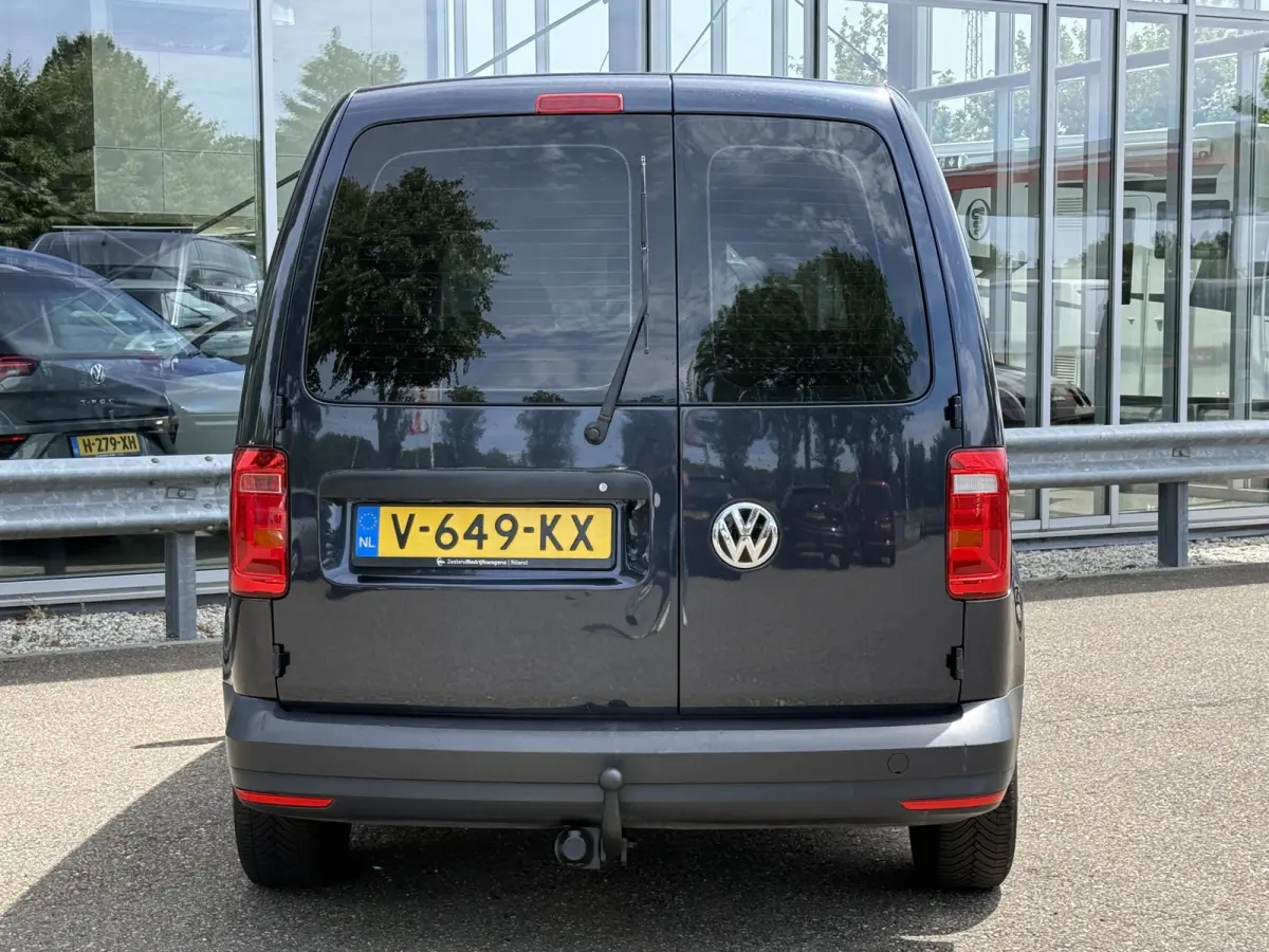2.0 TDI L1H1 | NL-auto | Trekhaak | Carplay | Navi | Cruisec. | Airco
