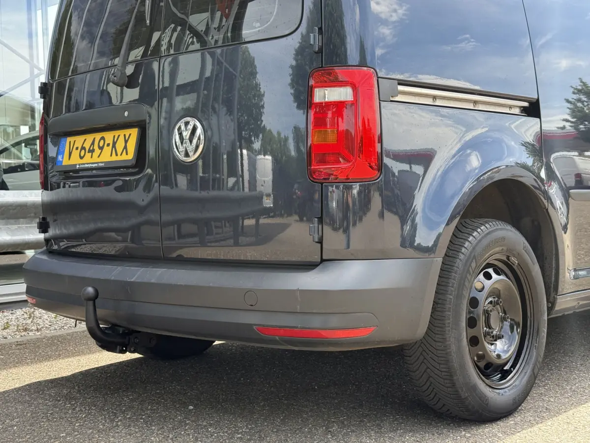2.0 TDI L1H1 | NL-auto | Trekhaak | Carplay | Navi | Cruisec. | Airco
