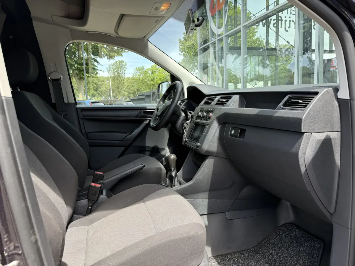 2.0 TDI L1H1 | NL-auto | Trekhaak | Carplay | Navi | Cruisec. | Airco