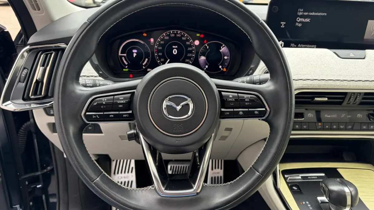 2.5 e-SKYACTIV PHEV 327PK TAKUMI AUTOMAAT / NAVI / LEDER / CLIMA / FULL-LED / PDC / 20" LMV / PANO DAK / KEYLESS / 360 CAMERA / HUD / WINTERPAKKET / ADAPT. CRUISECONTROL / 1E EIGENAAR / NIEU