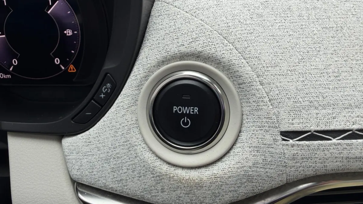 2.5 e-SKYACTIV PHEV 327PK TAKUMI AUTOMAAT / NAVI / LEDER / CLIMA / FULL-LED / PDC / 20" LMV / PANO DAK / KEYLESS / 360 CAMERA / HUD / WINTERPAKKET / ADAPT. CRUISECONTROL / 1E EIGENAAR / NIEU