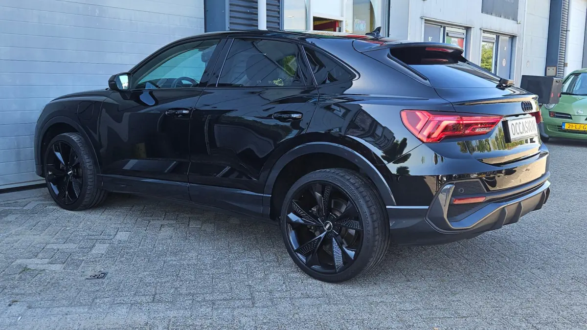 45 TFSI-e S-Line Keyless Matrix 360 Virtual Leder BTW Black Edition