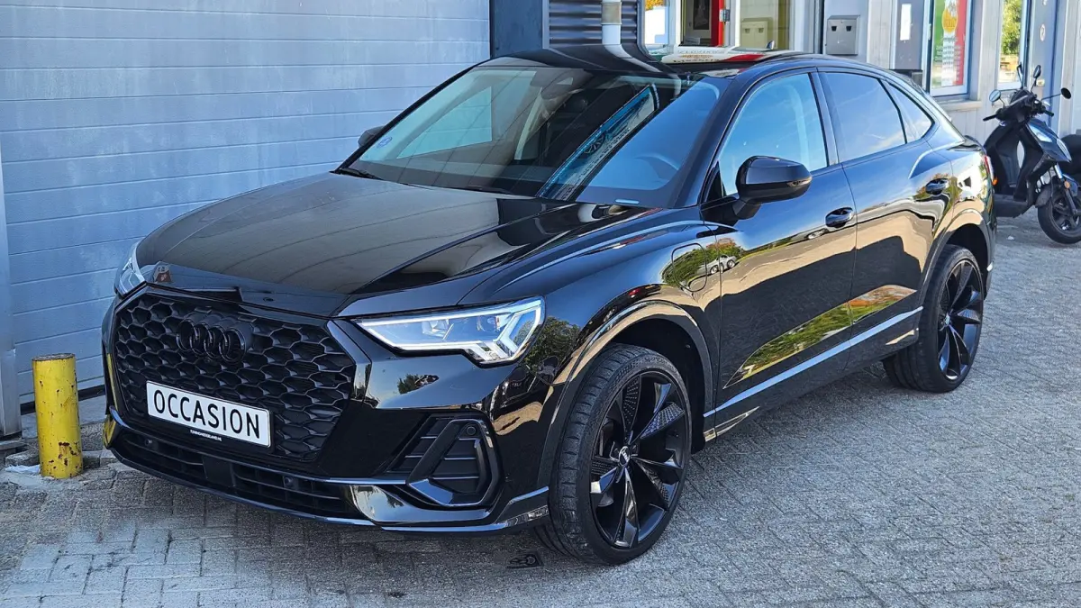 45 TFSI-e S-Line Keyless Matrix 360 Virtual Leder BTW Black Edition