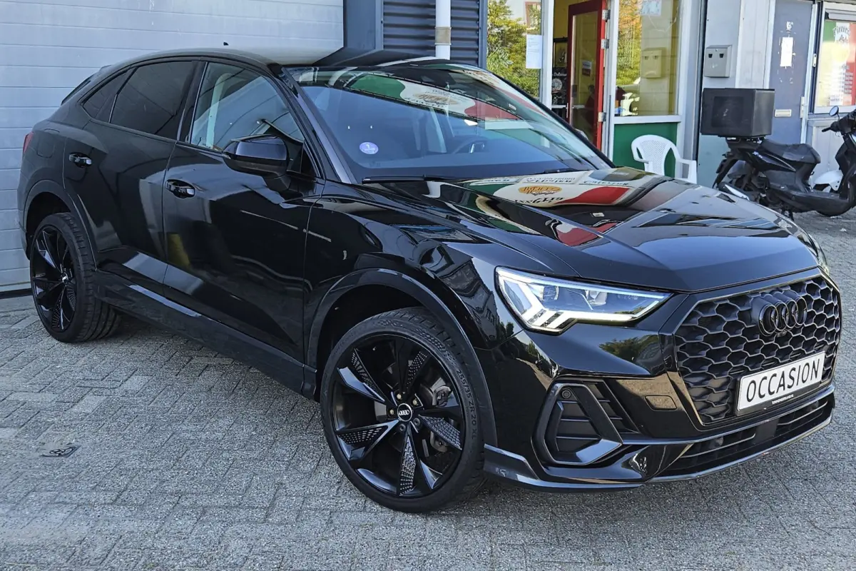 45 TFSI-e S-Line Keyless Matrix 360 Virtual Leder BTW Black Edition