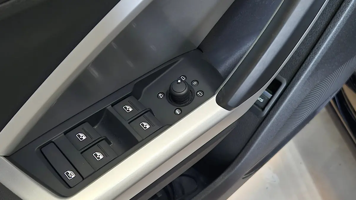 45 TFSI-e S-Line Keyless Matrix 360 Virtual Leder BTW Black Edition