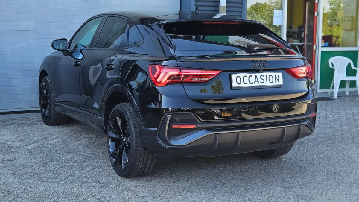 45 TFSI-e S-Line Keyless Matrix 360 Virtual Leder BTW Black Edition