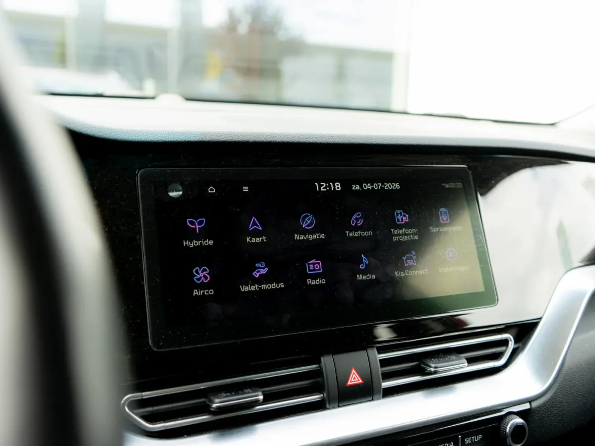 1.6 GDi Hybrid DynamicPlusLine | Stoel en stuurverwarming| Navigatie | Achteruitrijcamera | Trekhaak |