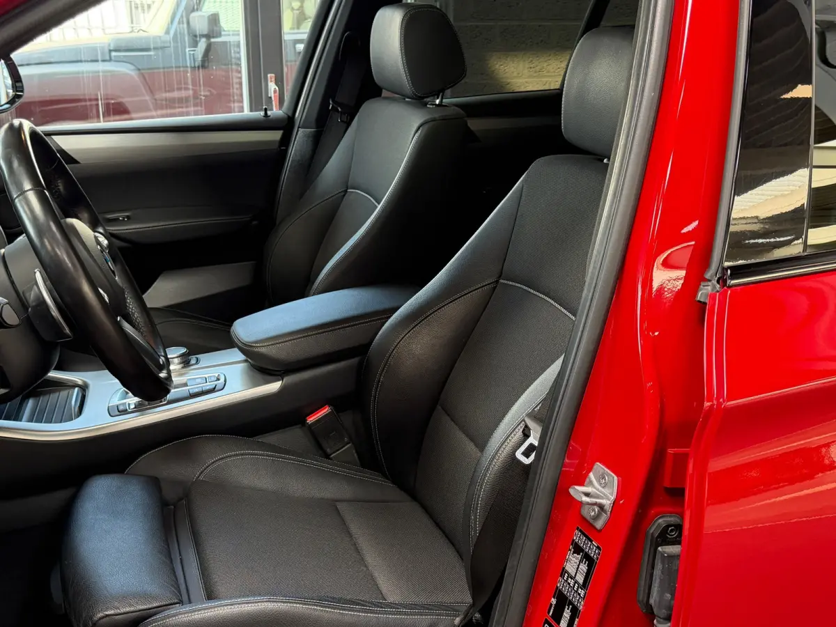 XDrive20d High Executive xLine Edition | M-Sport | Pano | Camera | Trekhaak | Keyless | Zeer mooie auto