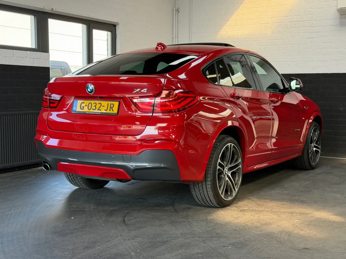 XDrive20d High Executive xLine Edition | M-Sport | Pano | Camera | Trekhaak | Keyless | Zeer mooie auto