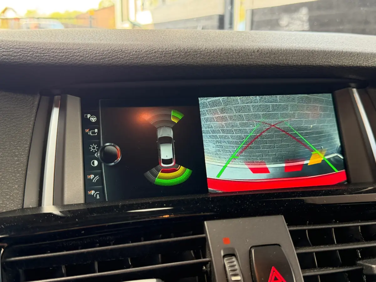 XDrive20d High Executive xLine Edition | M-Sport | Pano | Camera | Trekhaak | Keyless | Zeer mooie auto