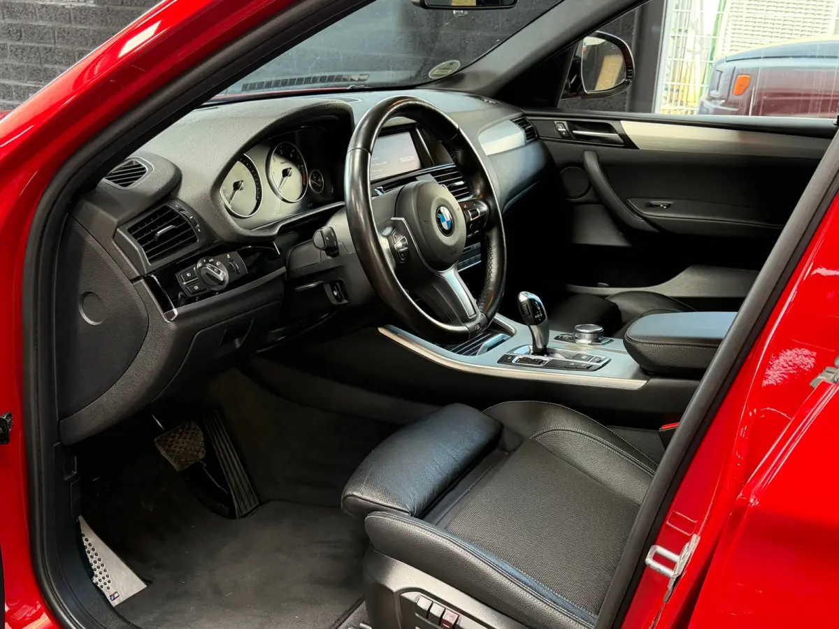 XDrive20d High Executive xLine Edition | M-Sport | Pano | Camera | Trekhaak | Keyless | Zeer mooie auto