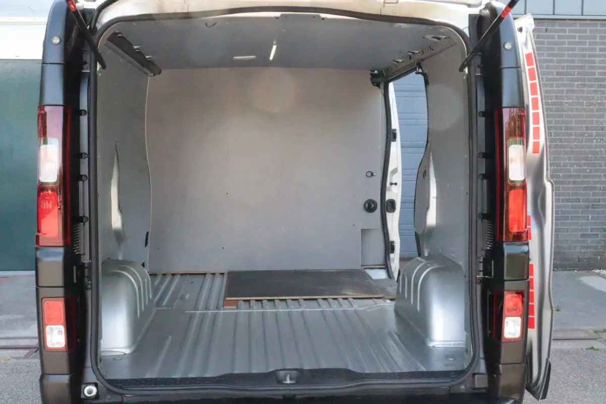1.6 CDTI L1H1 Edition EcoFlex | NAVI | AIRCO | PDC ACHTER | CRUISE | SCHUIFDEUR R |