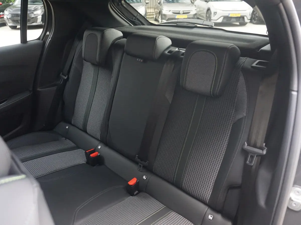 1.2 Turbo GT AUTOMAAT Climate control | Camera achter