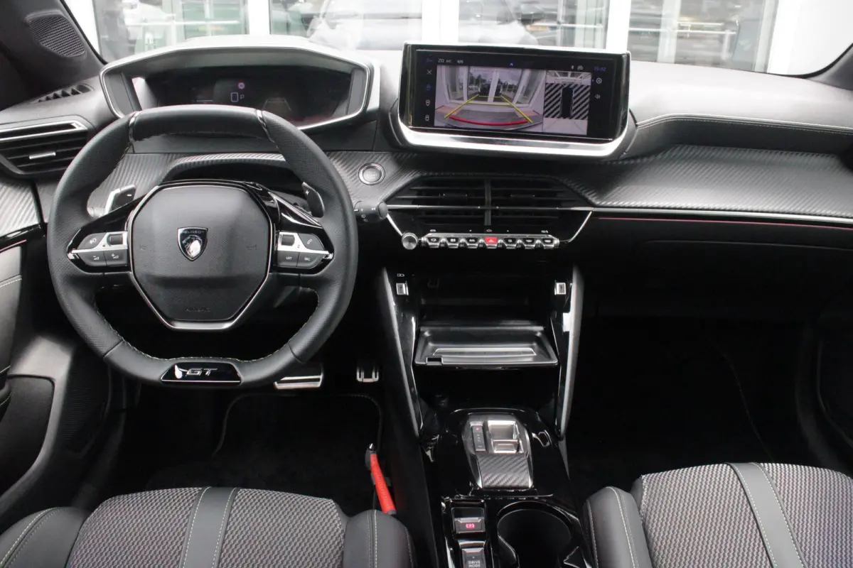 1.2 Hybrid 145PK AUTOMAAT GT | CAMERA VOOR + ACHTER | NAVIGATIE | DRAADLOZE APPLE CARPLAY/ANDROID AUTO | FULL LED KOPLAMPEN | LICHTMETALEN VELGEN 17" | DODEHOEK DETECTIE | DRAADLOZE TELEFOON