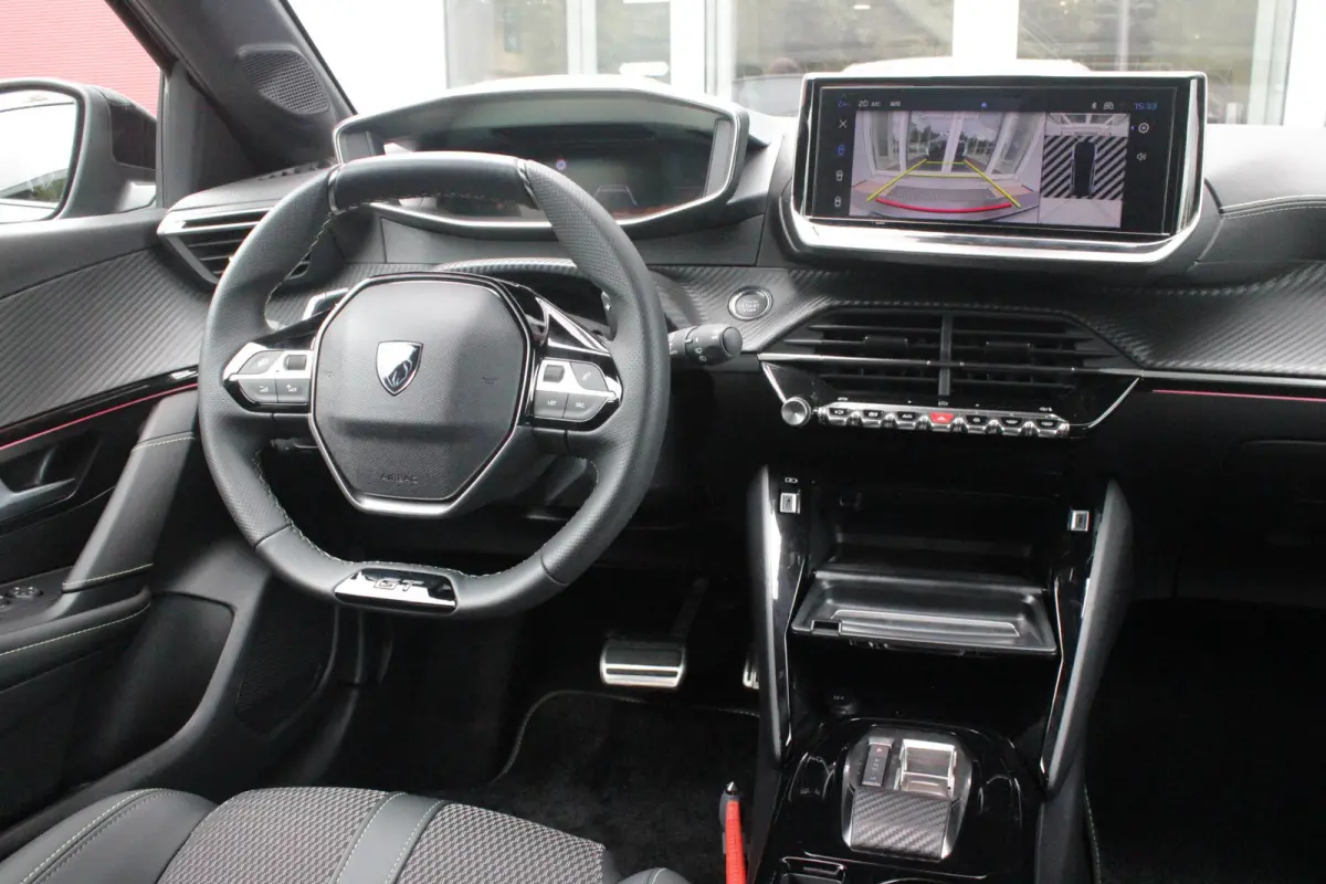 1.2 Hybrid 145PK AUTOMAAT GT | CAMERA VOOR + ACHTER | NAVIGATIE | DRAADLOZE APPLE CARPLAY/ANDROID AUTO | FULL LED KOPLAMPEN | LICHTMETALEN VELGEN 17" | DODEHOEK DETECTIE | DRAADLOZE TELEFOON