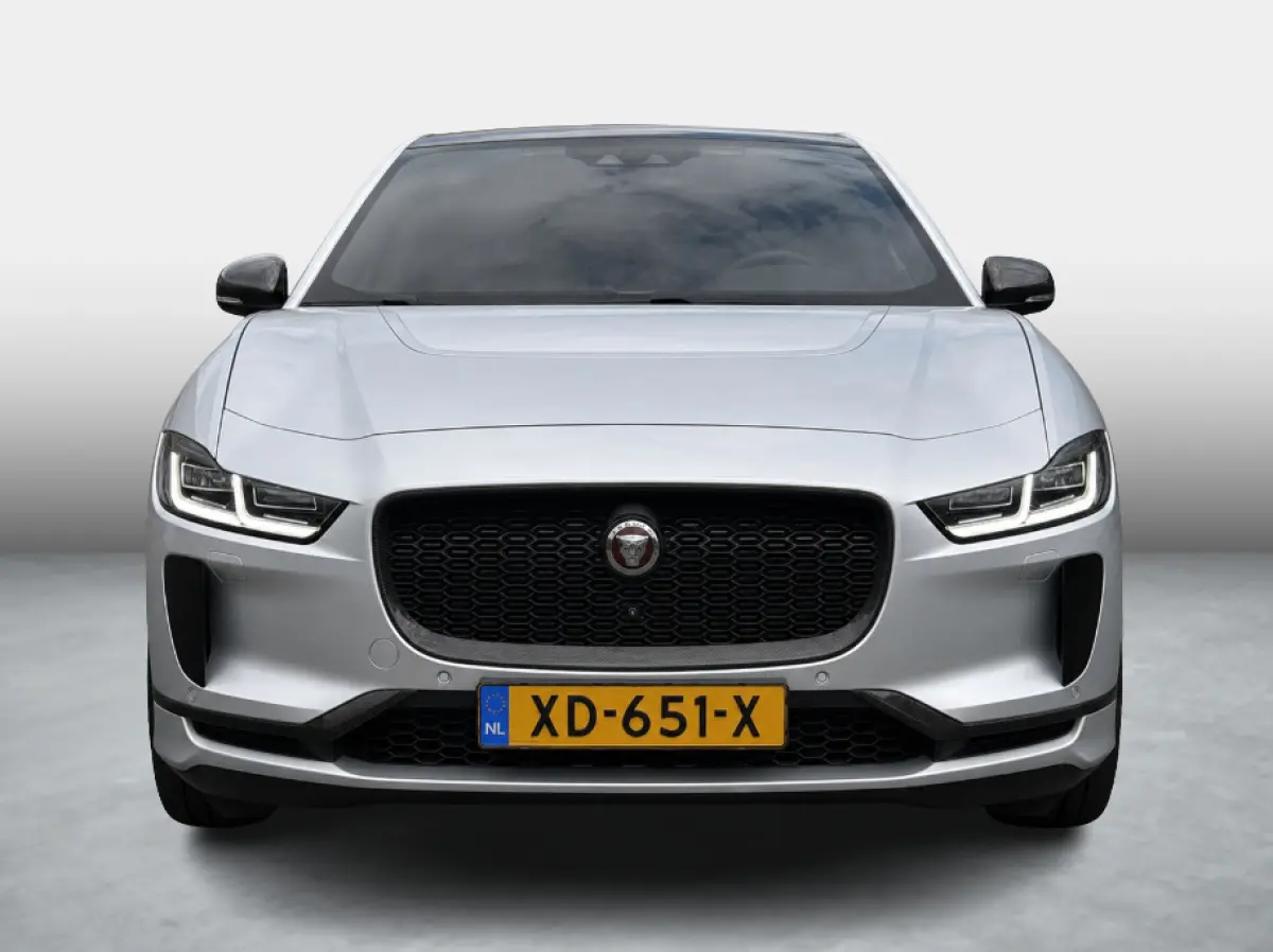EV400 First Edition 90 kWh SOH 86,1% / NP ( € 111.500 ) / 22'' LMV ( € 2.542 ) / Carbon-Package / Luchtvering / MERIDIAN Sound / Duurste Uitvoering / Volledige Dealer Historie /