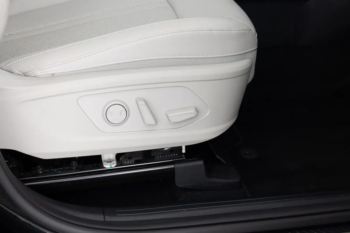 1.6 T-GDI Plug-in Hybrid 4WD ExecutiveLine | PANORAMADAK | LEDER | Head-Up | BOSE