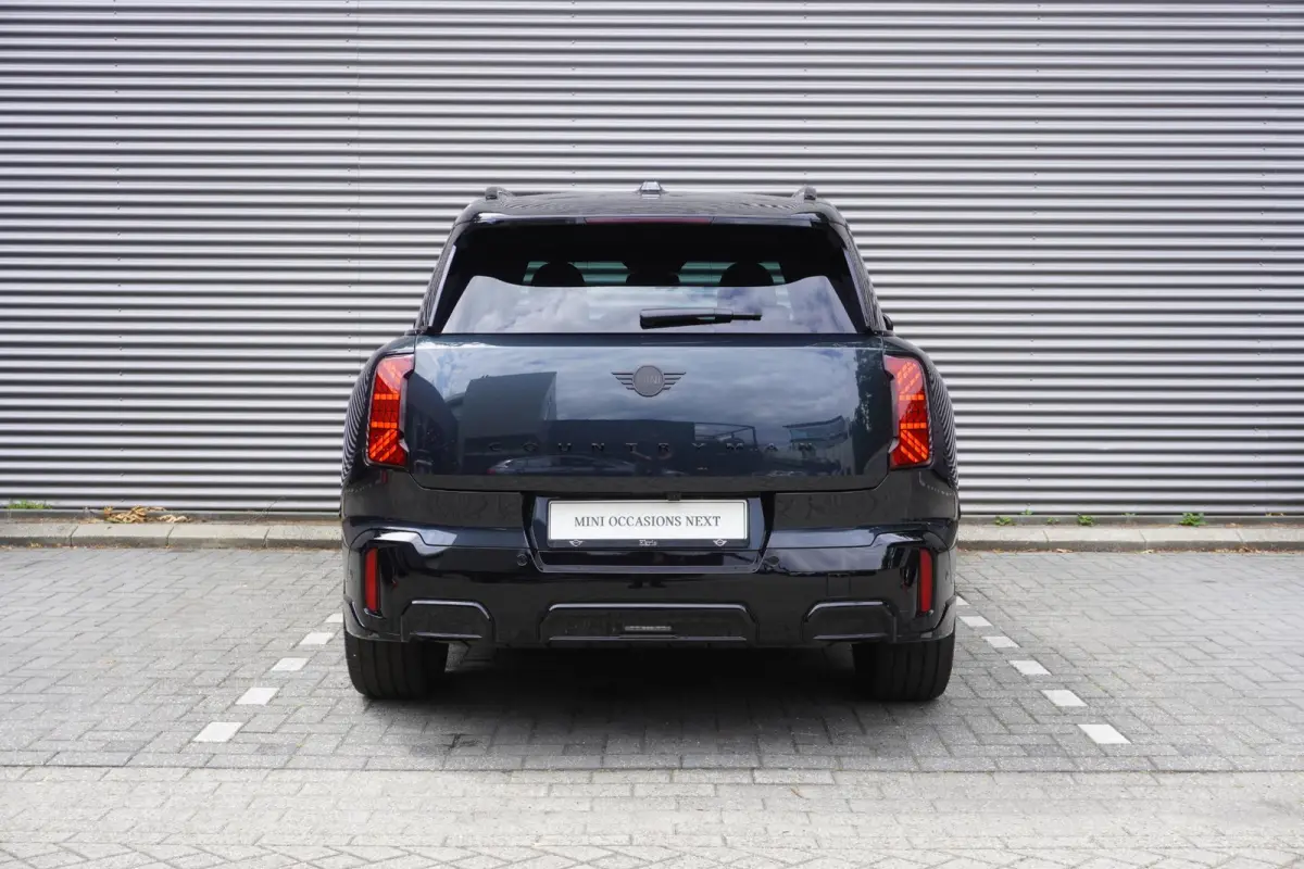 E | John Cooper Works Uitvoering | Pakket L | Driving Assistant Plus | HIFI System Harman Kardon | MINI Head-Up Display