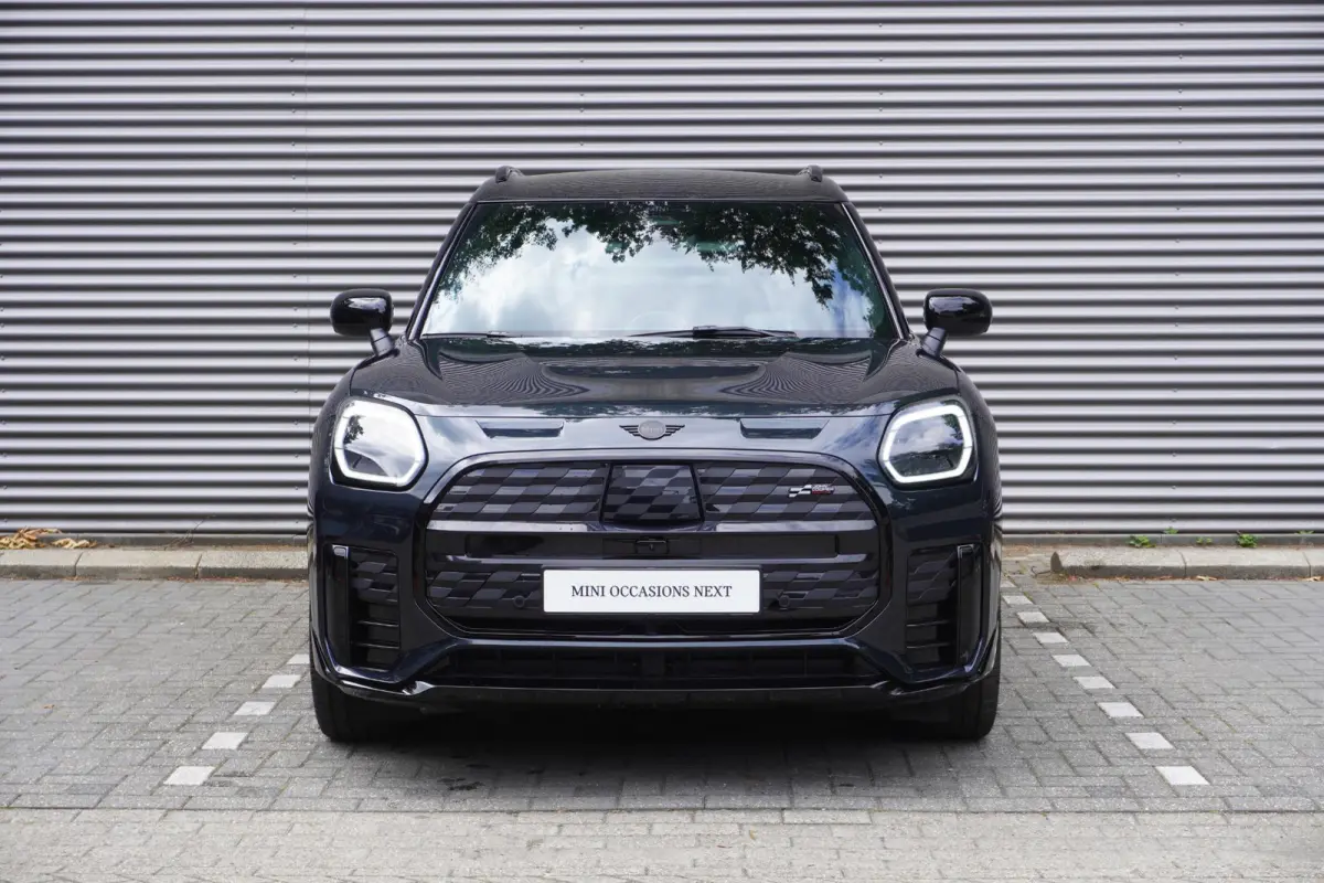 E | John Cooper Works Uitvoering | Pakket L | Driving Assistant Plus | HIFI System Harman Kardon | MINI Head-Up Display
